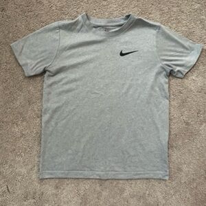 Nike Kids Light Gray Short Sleeve Tee